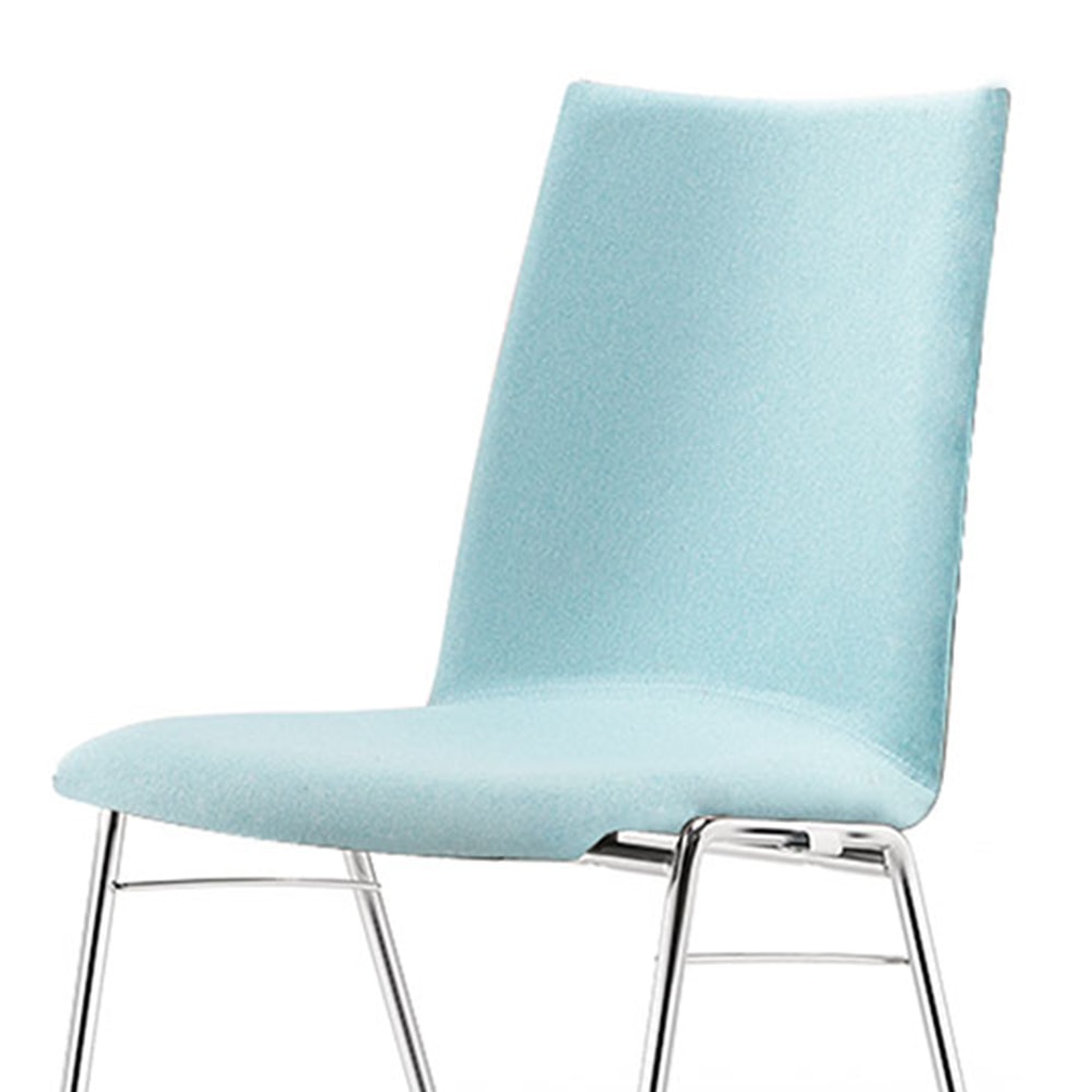 Stapelstuhl ATLANTA lange Lebensdauer Objektmöbel Optionen Vollpolster blau für Sitzkomfort made in Swiss