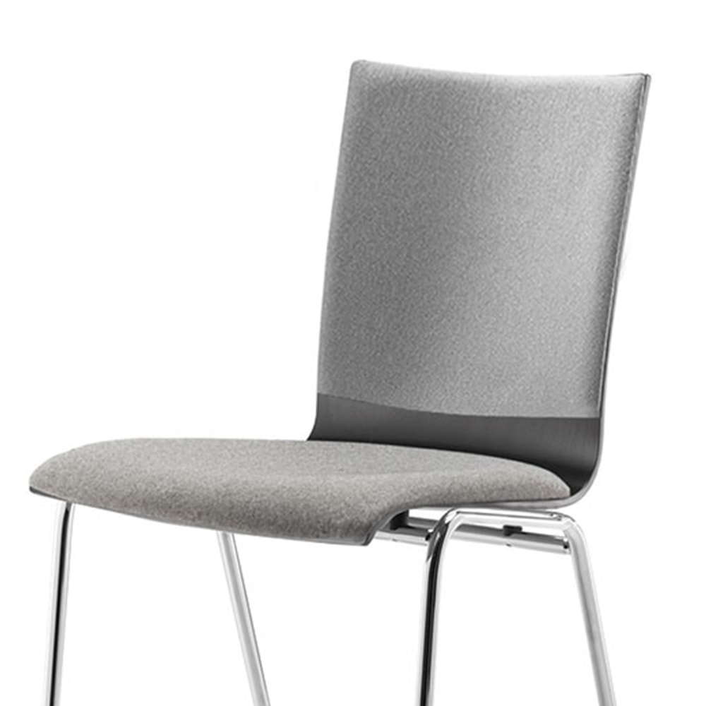 Stapelstuhl ATLANTA Vierfussstuhl Objektmöbel Optionen Sitz- und Rückenpolster Kunstleder zum relaxen grau made in Swiss