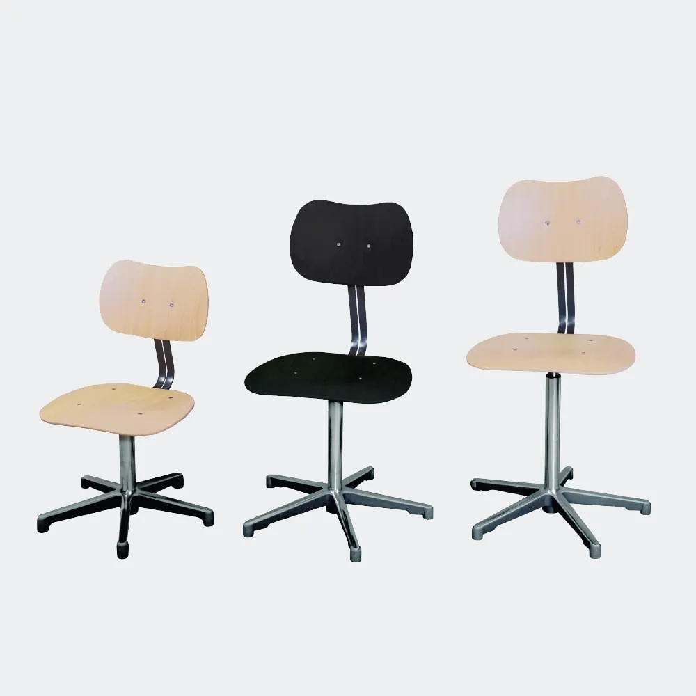 Schulmöbel Stühle Stuhllinie JOY Holzschalenstühle aus Aluminiumdruckguss für verschiedene Körpergrössen leichte und robuste Bauweise aus ausgewählten Materialien aus der Schweiz von L+S AG