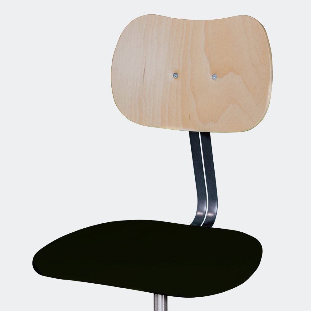 Stühle Stuhllinie JOY Holzschalenstühle Sitzpolster dunkel hohe Stabilität L+S design und technics made in Swiss