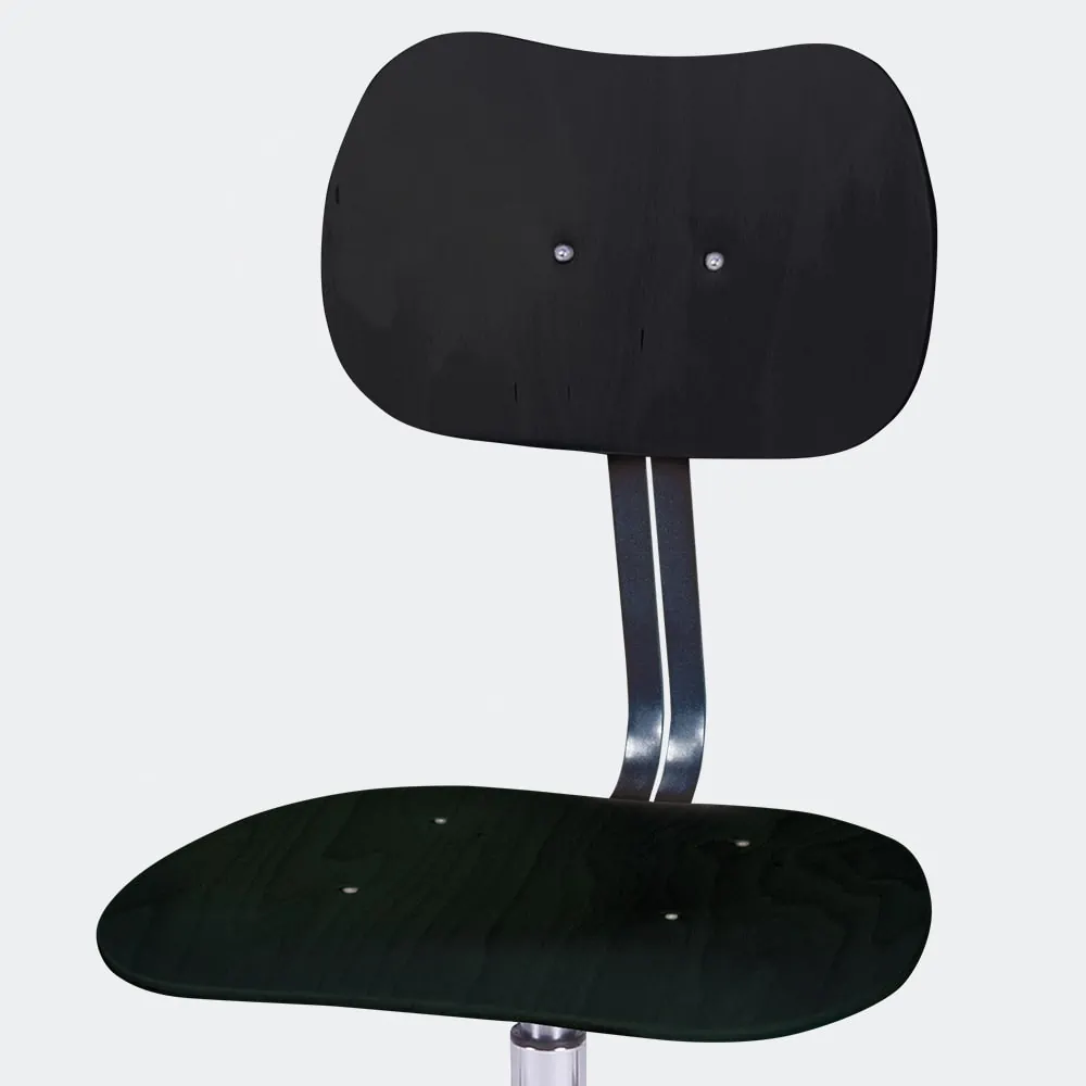 Stühle Stuhllinie JOY Holzschalenstühle Sitz- und Rückenlehne gebeizt dunkel L+S design und technics made in Swiss