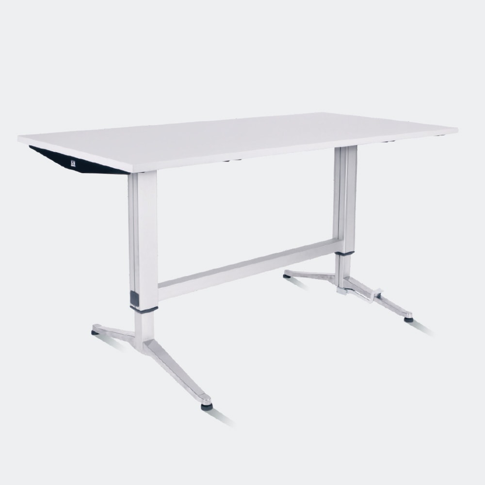 Schulmöbel Tische Multifunktionaltisch MF der T-Linie Sitz- und Stehtisch Bedürfnisorientiert für Bildungsräume L+S AG in Sommeri
